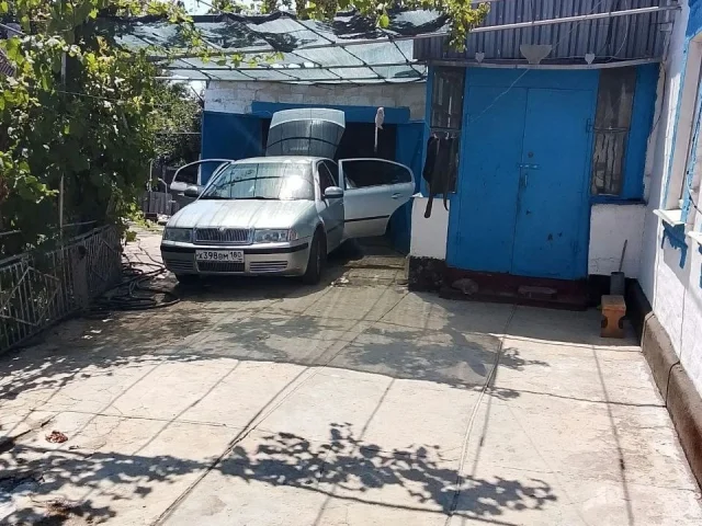 Фото: Продам дом в Ильичевском районе Мариуполя, пос. Мирный, улица Новосибирская, 80 квадратных метров, 4 изолированные комна
