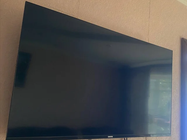 Фото: Centek 8843 Smart Televizor Triniti. Wifi падарок 15 000 рубл Бахдеванджи 21 срочно