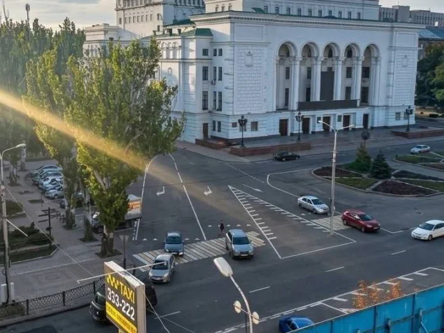 Фото: Продаётся просторное офисное помещение в центре Донецка (Ворошиловский район) с действующей арендой — идеальный вариант