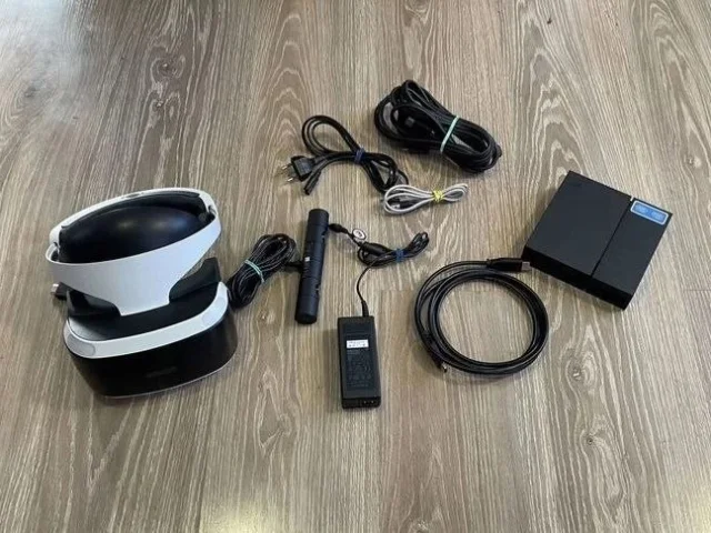 Фото: Продам playstation vr очки 2 ревизия для playstation 4 все работает идеальное в комплекте все что на фото