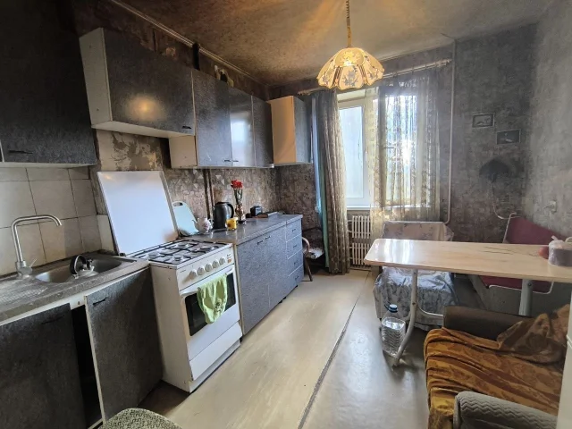 Фото: Продажа 3-комнатной квартиры в Калининском районе