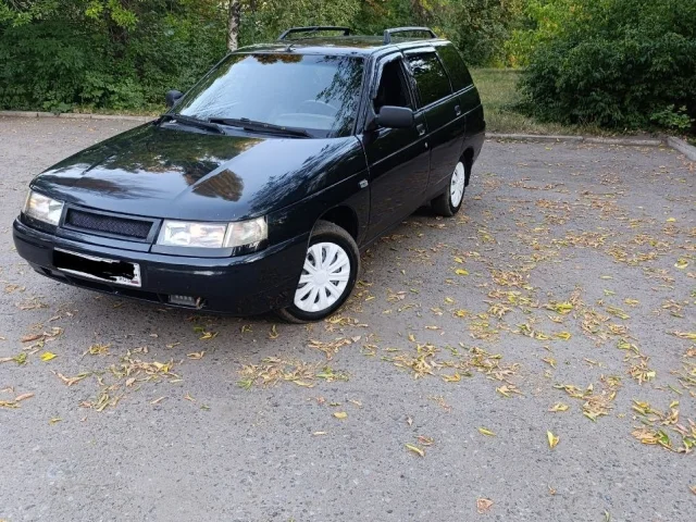 Фото: Цена 350т.Торг.Продам ВАЗ 2111/ 2004г.В хорошем состоянии двигатель все  хорошо,коробка мягко без хрустов,электро стекло
