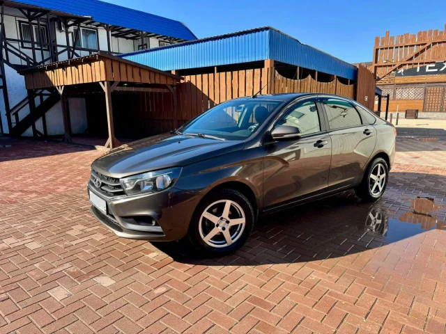 Фото: 🚗 LADA Vesta | Седан | 2018