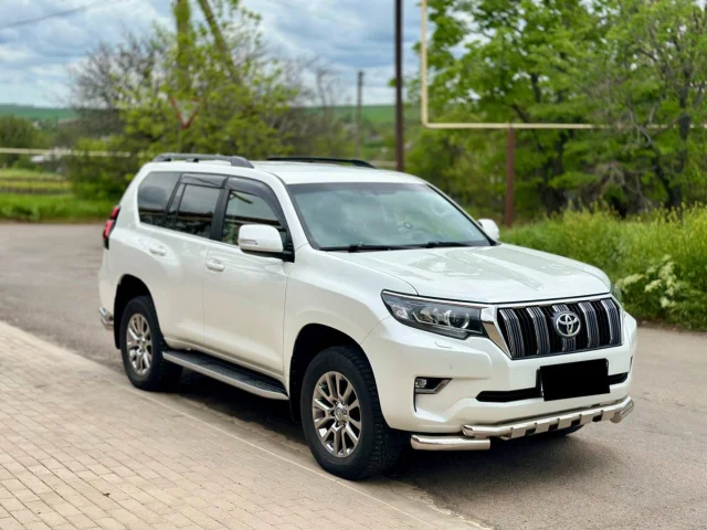 Фото: Toyota Land Cruiser Prado 2019 г. Пробег: 56т.км. Мотор 4.0