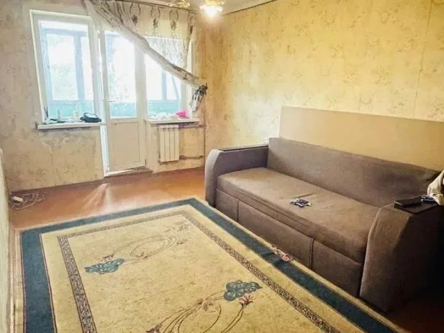 Фото: Цена 2,6млн!Продажа 2 комнатной квартиры по улице Покрышкина на пересечении с улицей Гонды. Квартира находится на 2 этаж