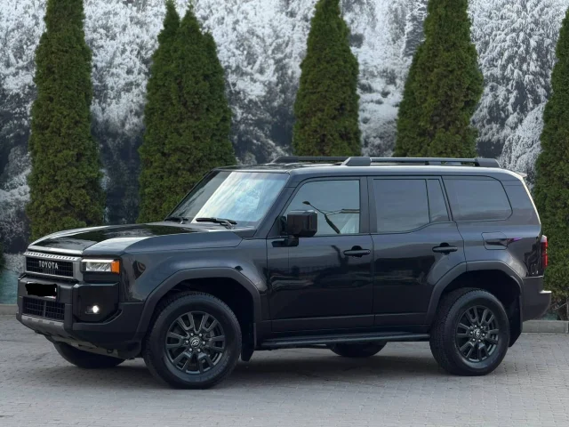 Фото: Land Cruiser Prado 250 , в идеальнейшем состоянии . Пробег 48.000. Дилерский , обслуженный . Дизельный мотор . Цена 9.5