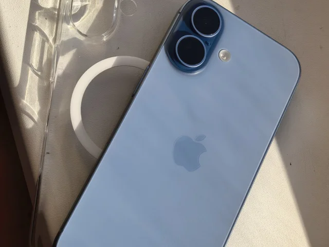 Фото: Продам Iphone 17 256gb Mist Blue 🩵