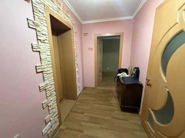 Фото: Продам двухкомнатную квартиру
