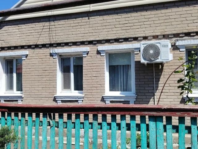 Фото: Продам дом, ул. Кржижановского, пос. Короленко. Общая площадь - 89 м.кв., газифицирован, центральная канализация, обложе