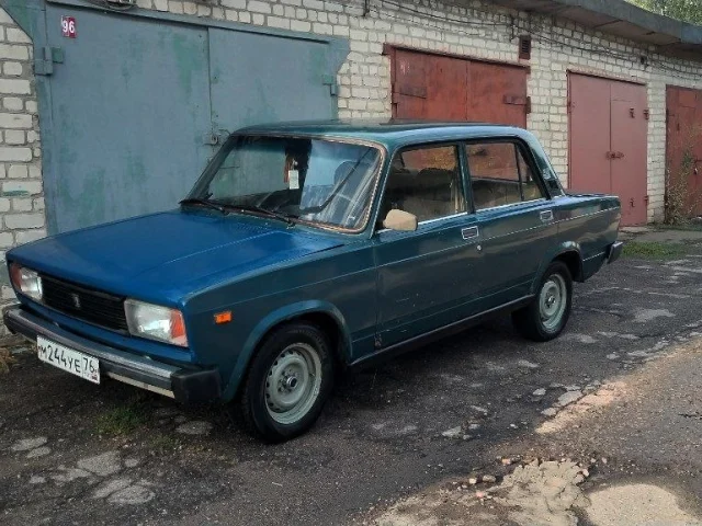 Фото: Продам ваз 2105, на полном ходу. Документы птс стс дкп, цена 90.000 руб Горловка