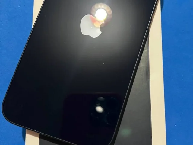Фото: Продам IPhone 13 128gb