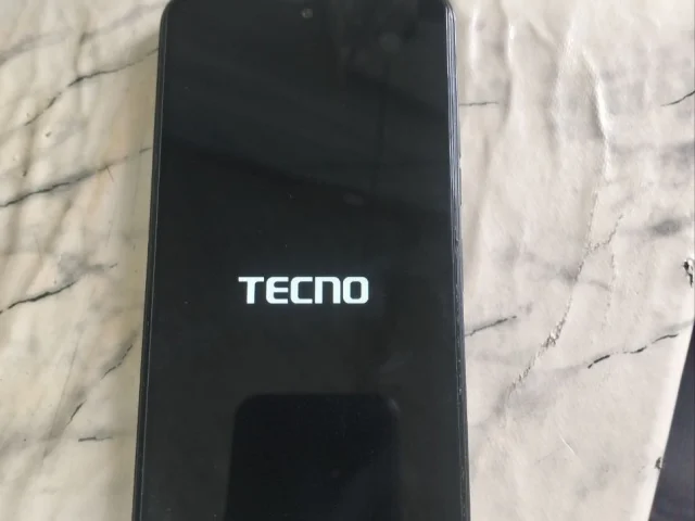 Фото: Продам Tecno spark 30c.В хорошем состоянии. Комплект сам телефон и два чехла