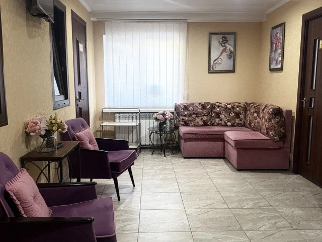 Фото: Продаётся нежилое помещение площадью 105 м² в центральном районе города Мариуполя