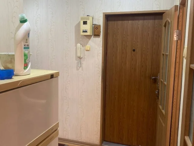 Фото: Продажа 3-х комнатной квартиры в Буденновском районе Донецка (ор-р Майский Рынок)