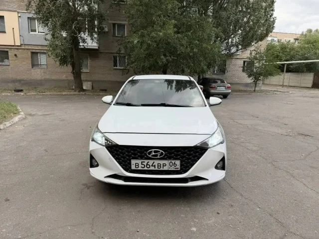 Фото: Продам хюндай Солярис 2 год 2017 мотор 1.4 механика 6 ступка. В хорошем состоянии, вложений не требует