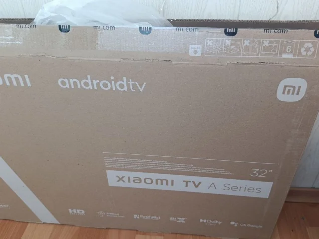 Фото: Продам смарт ТВ Xiaomi 32 дюйма