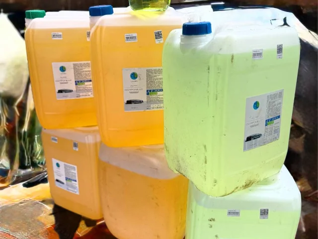 Фото: ПРОДАМ БЕНЗИН ⛽️ 92/обычный -140руб. 92/ультра-150руб. Цена договорная от куба