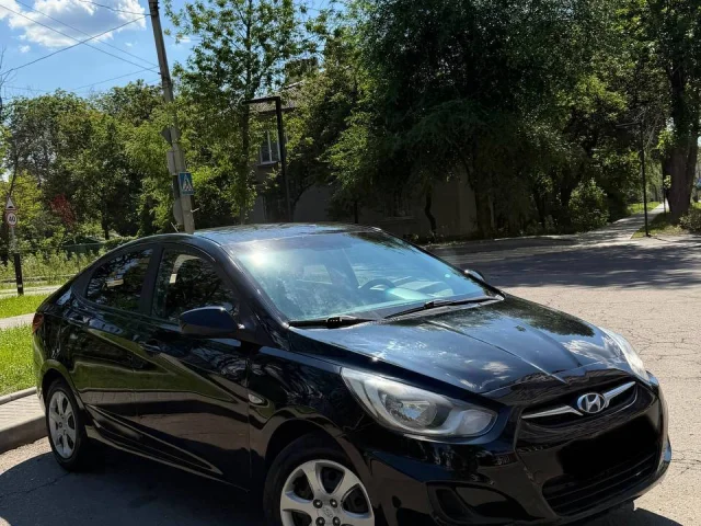 Фото: В продаже Hyundai Solaris 2011 года выпуска!