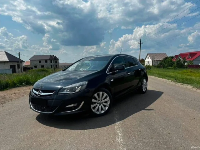 Фото: Продам Opel Astra J ,рестайлинг . 2013 год. Двигатель 1.4 турбо. Автомат. Новая зимняя резина.Пробег 215179.Максимальная