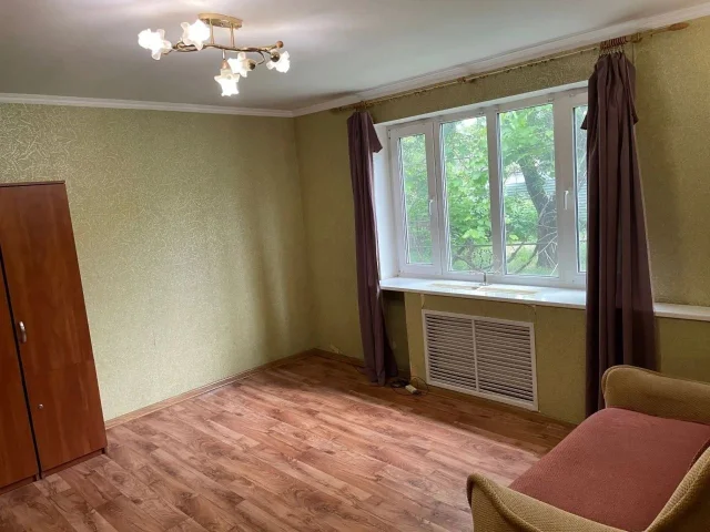 Фото: Продам дом в Ильичевском районе Мариуполя, 24 квартал, улица Глинки, 67 квадратных метров, шлакоблочный, 4 комнаты, 3 из