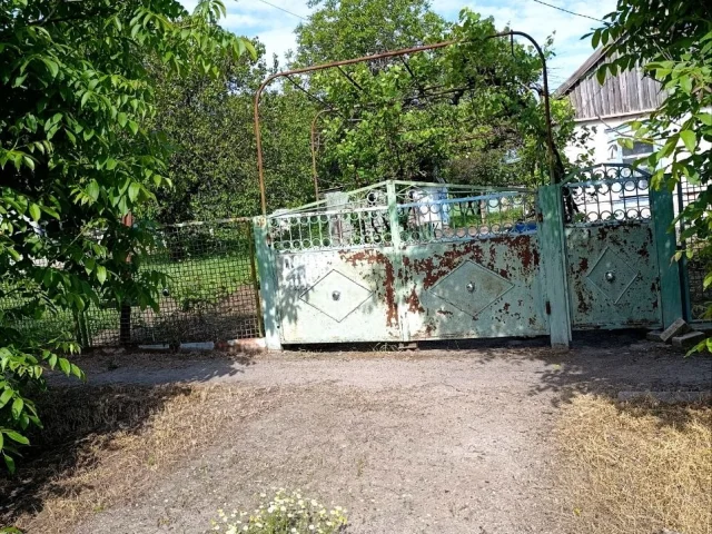 Фото: Продается дом❗️❗️❗️ По Аресу с. Константиновка ул. Школьная, 159. От Мелитополя 5км. Автобус ходит каждый час