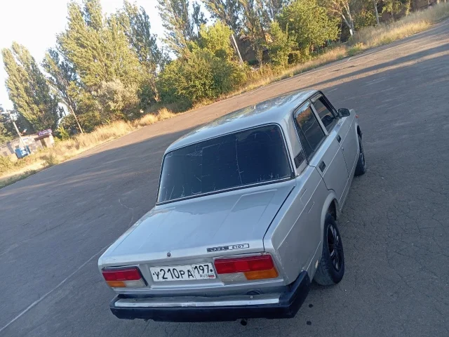 Фото: Продам ваз 2107 2011 год выпуска авто на ходу не гнилая КПП 5ти ступка, с документами порядок г Енакиево 100 т срочно те
