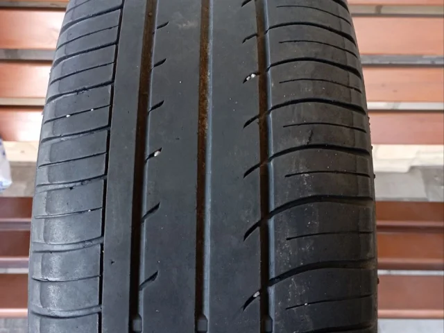 Фото: Продам: Комплект летней резины BELSHINA 185/60R15