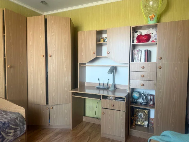 Фото: Продам стенку 10000 руб.Макеевка
