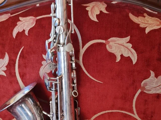 Фото: Продам саксофон альт Classic deluxe Amati Kraslice производство Чехии. Цена 22 т. р. Луганск тел