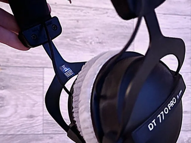 Фото: Продам студийные наушники DT 770 PRO (80 Oм) (БЕЗ ПЕРЕХОДНИКА)