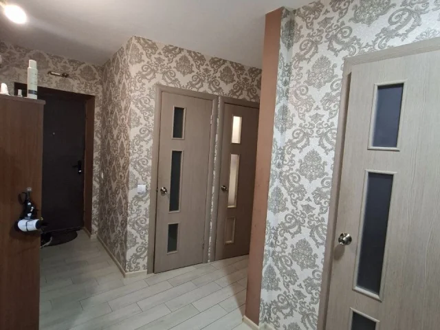 Фото: Продается 2-комн. квартира на Новом Мелитополе, по ул. Екатерины Великой (центр района )✨ Параметры: 5/5 этаж (крыша в п