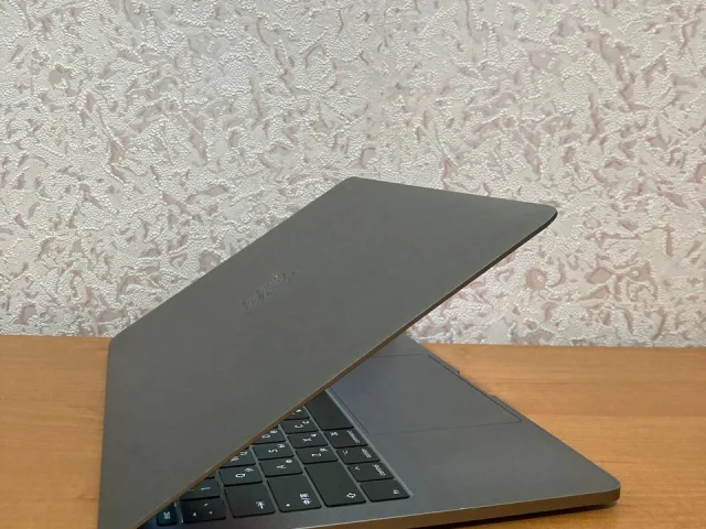 Фото: 🍏 Macbook Pro /120 i5