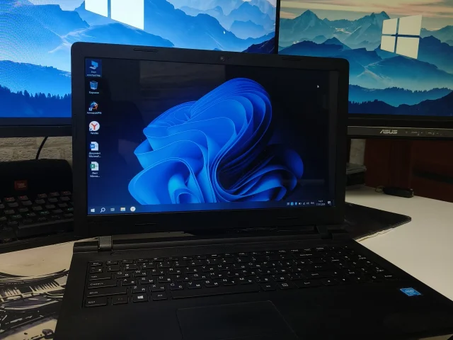 Фото: Продам ноутбук Lenovo IdeaPad 100-15IBY