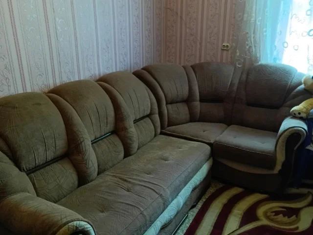 Фото: Продам мягкий уголок хорошее состояние 10000 р. Макеевка самовывоз , частный сектор . Т
