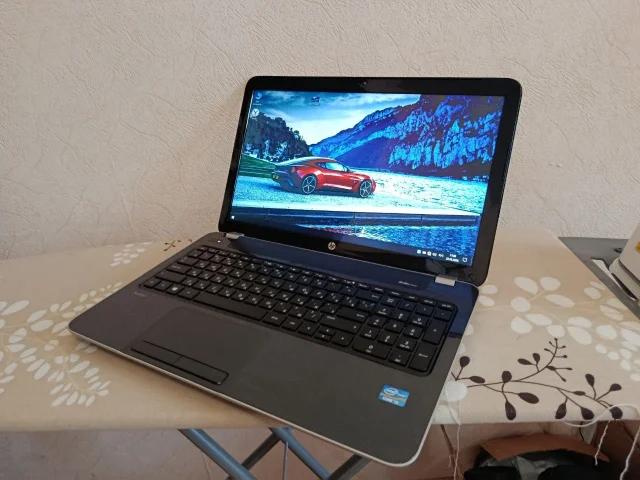 Фото: Продам отличный ноутбук HP Pavilion 15. Пойдет как для стандартных задач так и поиграть в определённые игрушки
