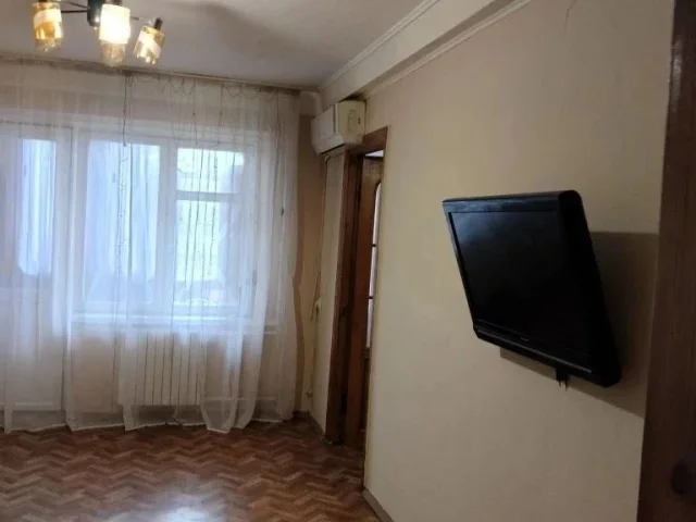 Фото: Продам трехкомнатную квартиру