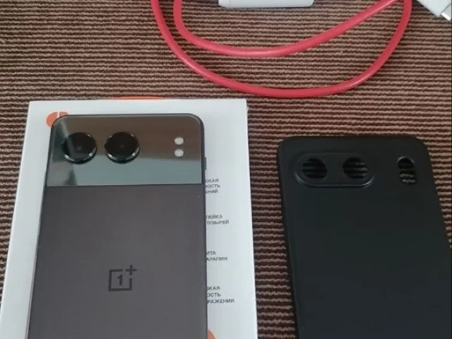 Фото: OnePlus Nord 4 8-256 black, состояние отличное, комплект телефон зарядка чехол стекло(коробка не сохранилась), батарея 9