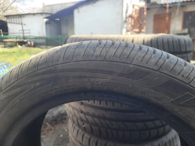 Фото: Продам летнюю резину Viatti STRADA 195/50 R15