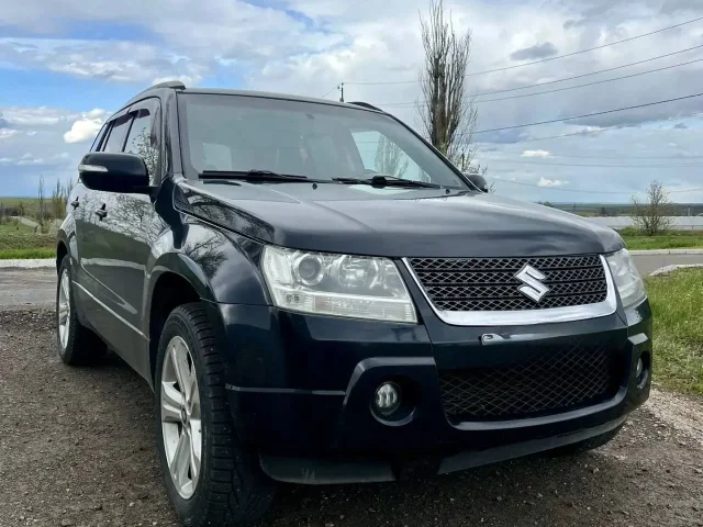Фото: Suzuki Grand Vitara 2008