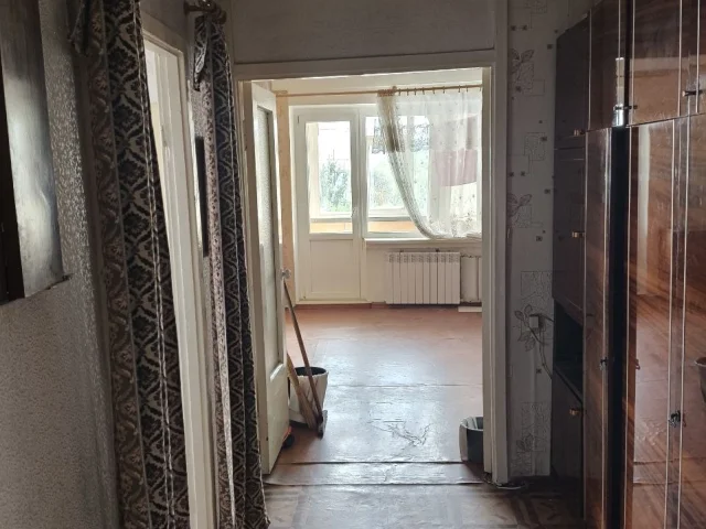 Фото: В продаже видовая 2 х комнатная квартира по цене однокомнатной! Расположена на кв. Норинского д. 1. г. Луганск, располож