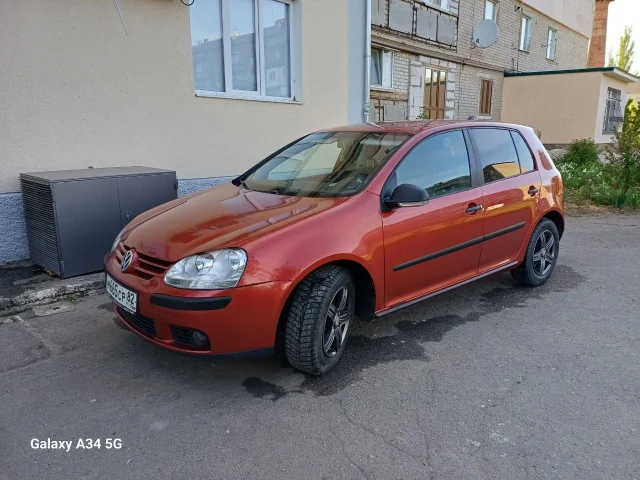 Фото: Гольф 07г.дв1.6Автомат.чист ухожен и обслужен.пробег230т.2 компл резины и ключей