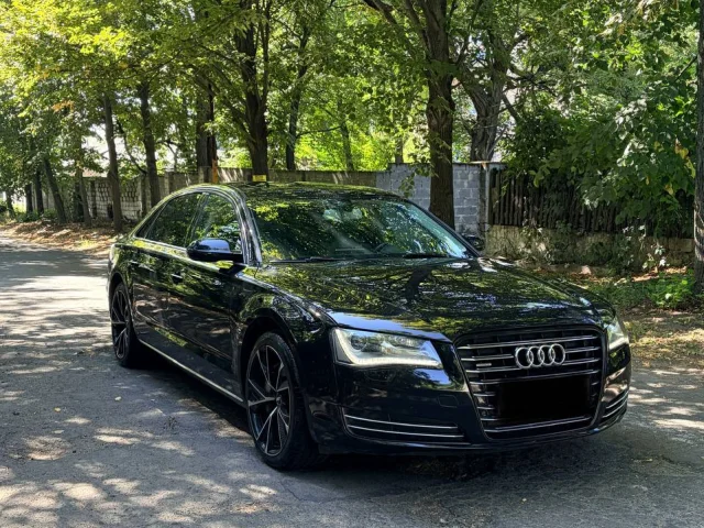 Фото: Продам, Audi A8 2012 год! Лонг версия
