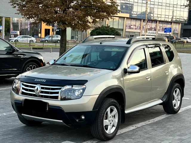 Фото: 🚗 Renault Duster (4WD)