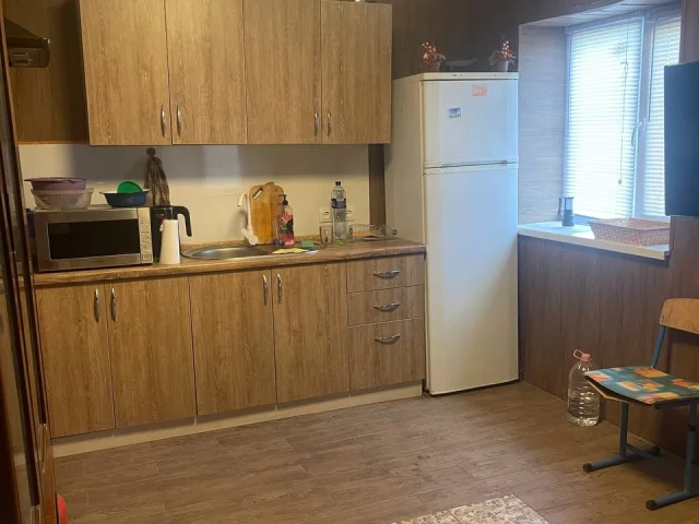 Фото: Продам 3 эт. дом в дачном кооперативе, ориентир село Первомайское Володарского района (20 км до Мариуполя), общей площад