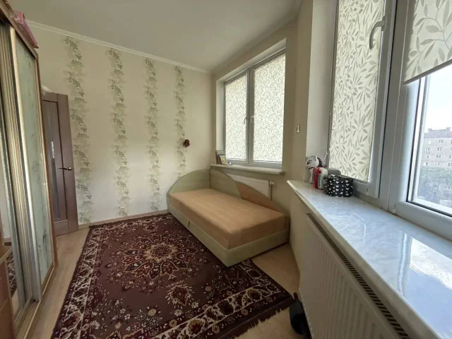Фото: Продам 3 ком.кв в центре Донецка, Ворошиловский район, ДИСК, элитный новострой, закрытая территория, бассейн, детские пл