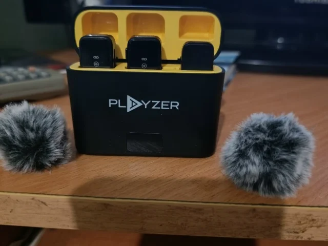 Фото: Петличные микрофоны Playzer оригинал 2 шт., продаю так как подарили новые, не смотря на невысокую стоимость, качество зв