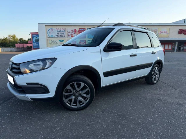 Фото: LADA GRANTA Cross 2023 года, один владелец, реальный пробег 70 800 км. Двигатель 1.6 бензин,установлено Газовое оборудов