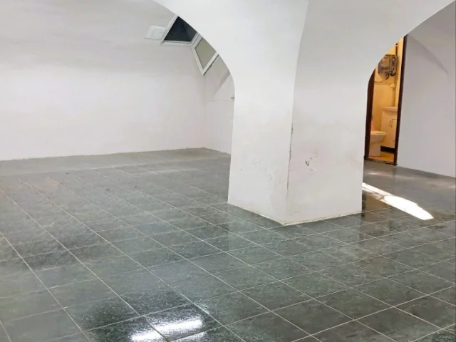 Фото: В продаже помещение свободного назначения под склад, магазин, офис, ателье, супермаркет в самом центре правительственног