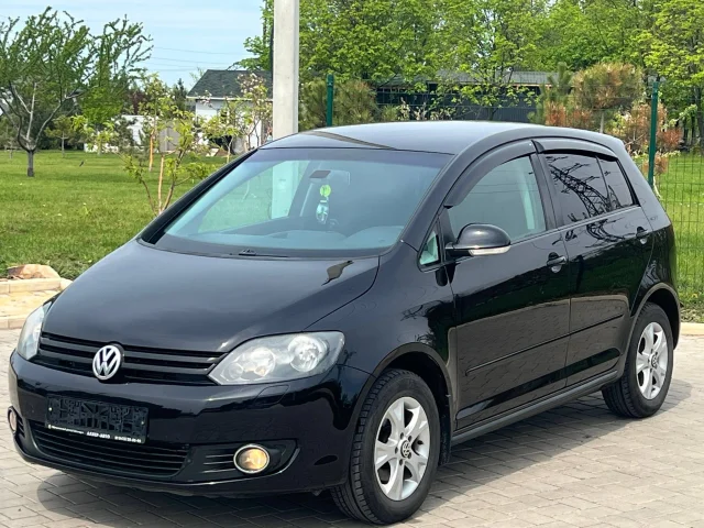 Фото: 🚗 Volkswagen Golf Plus