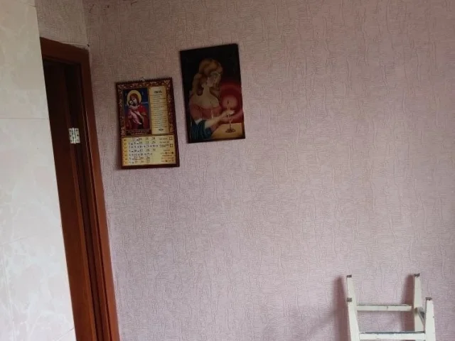 Фото: ПРодам 2-х ком.квартиру пр-кт. Ленина 138, 5/5 не угловая, крыша перекрыта не течет, комнаты раздельно, сан узел раздель
